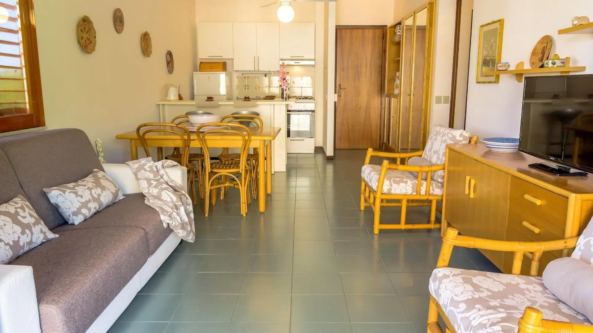 Ferienwohnung In Letojanni Mit Terrasse Und Garten Appartement